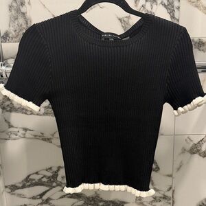 Ruffle Trim Short Sleeve Rib Sweater